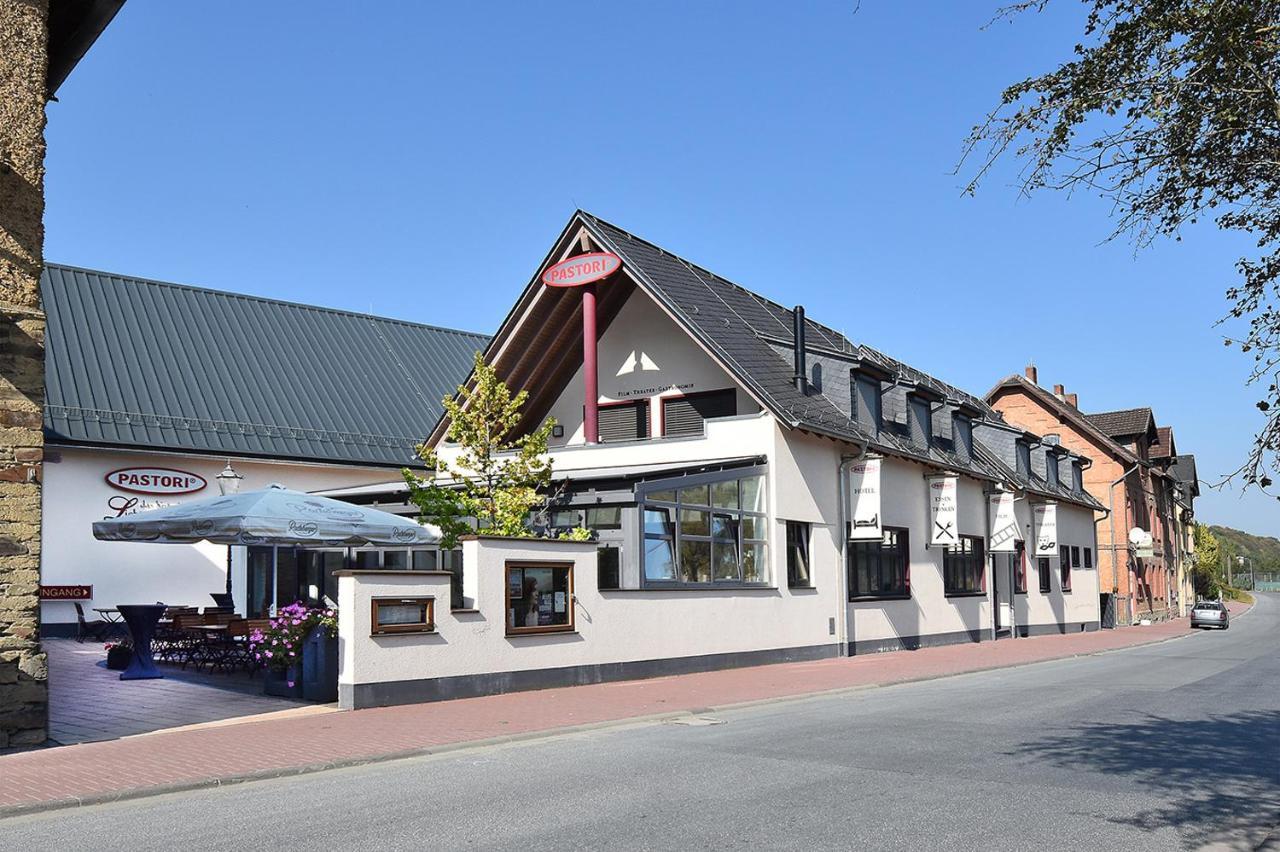 Pastori - Das Historische Lichtspielgasthaus Weilmunster Eksteriør billede