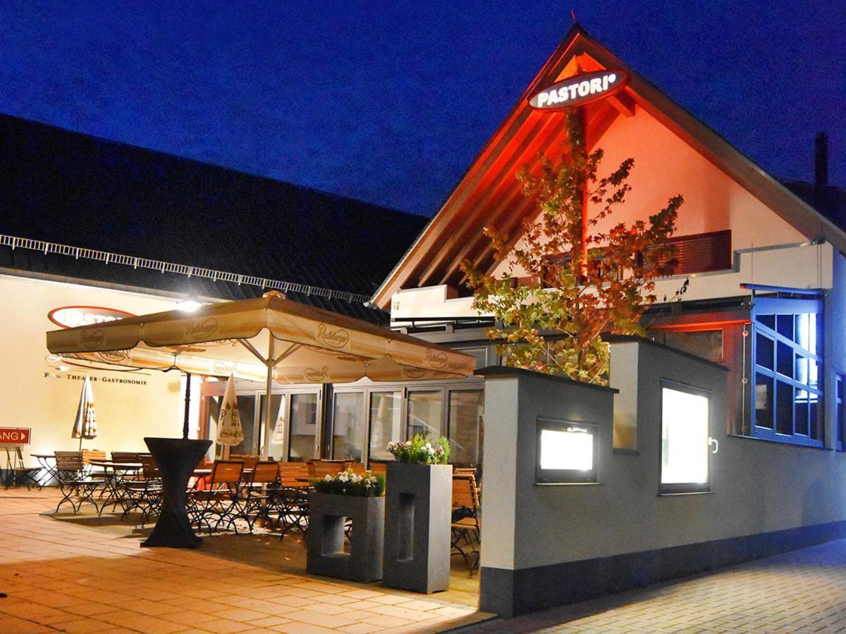 Pastori - Das Historische Lichtspielgasthaus Weilmunster Eksteriør billede